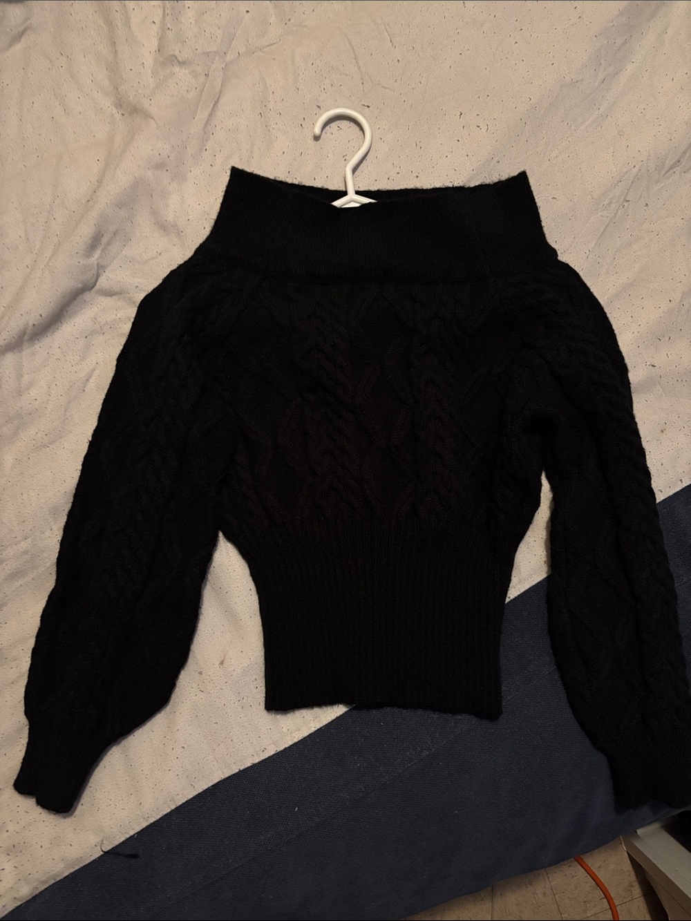 ROMWE Black Cable-Knit Off-Shoulder Sweater